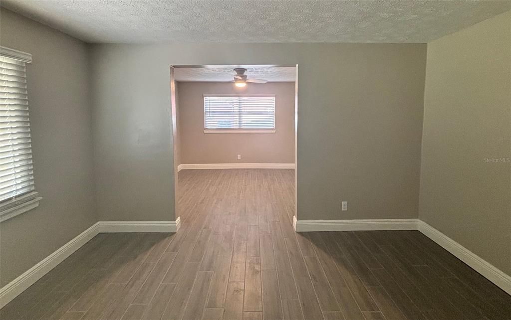 待售: $283,000 (3 贝兹, 2 浴室, 1248 平方英尺)