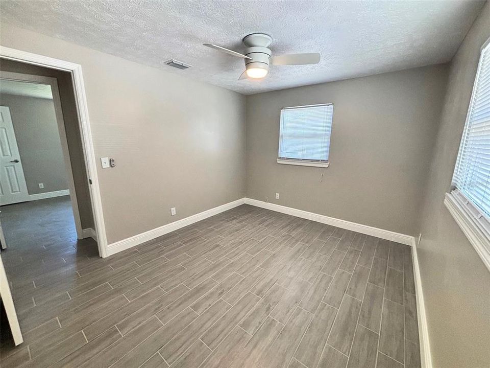 待售: $283,000 (3 贝兹, 2 浴室, 1248 平方英尺)