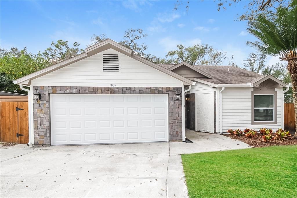 最近租的: $2,220 (3 贝兹, 2 浴室, 1644 平方英尺)