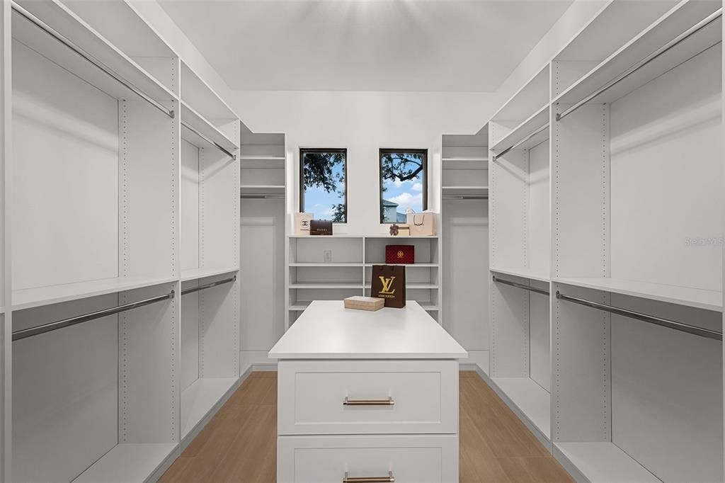 Active With Contract: $1,650,000 (4 beds, 4 baths, 3438 Square Feet)