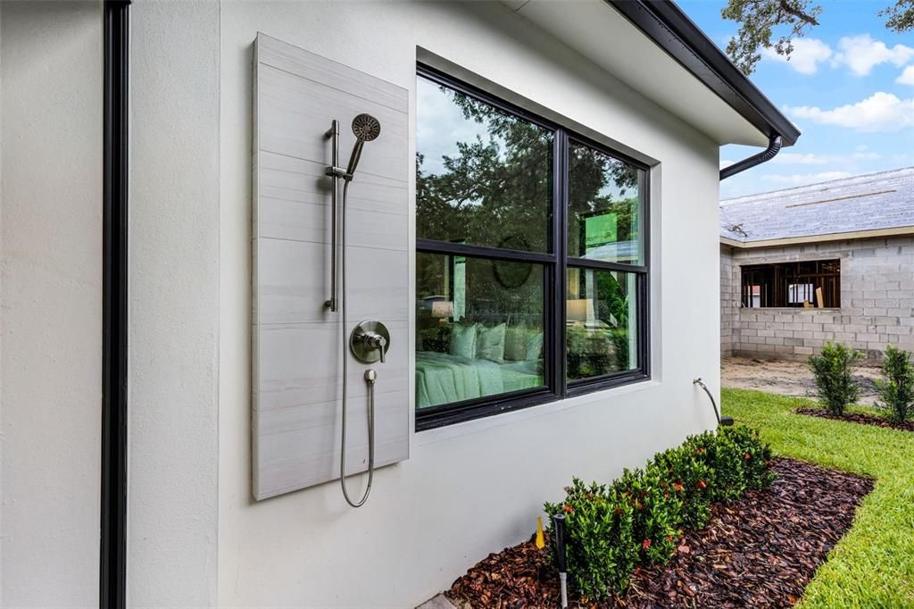 Active With Contract: $1,650,000 (4 beds, 4 baths, 3438 Square Feet)