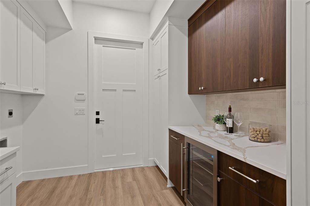 Active With Contract: $1,650,000 (4 beds, 4 baths, 3438 Square Feet)