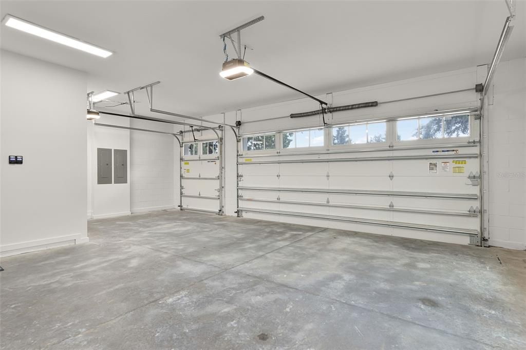 Active With Contract: $1,650,000 (4 beds, 4 baths, 3438 Square Feet)