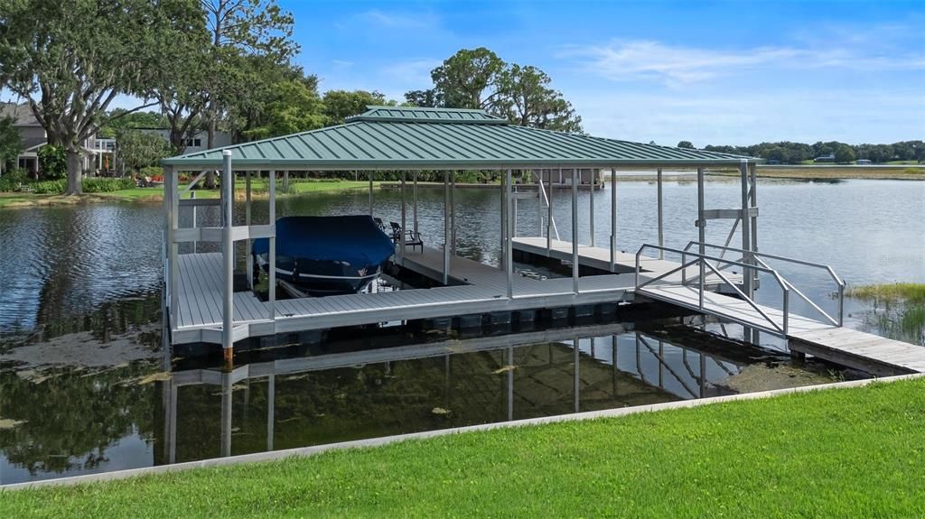 Activo con contrato: $1,890,000 (4 camas, 3 baños, 2384 Pies cuadrados)