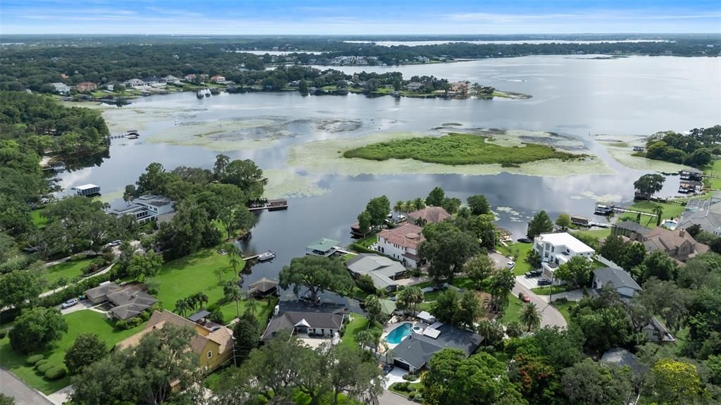 Activo con contrato: $1,890,000 (4 camas, 3 baños, 2384 Pies cuadrados)