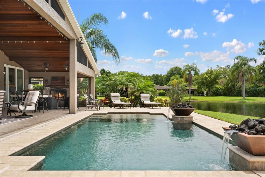 Activo con contrato: $1,890,000 (4 camas, 3 baños, 2384 Pies cuadrados)