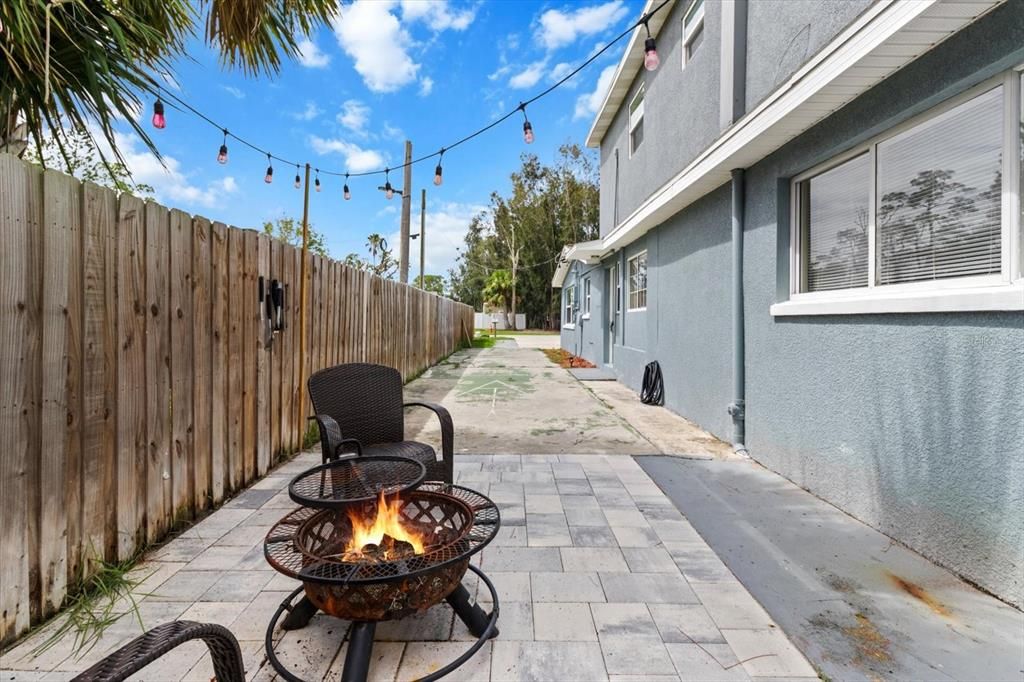 En Venta: $429,900 (5 camas, 0 baños, 1928 Pies cuadrados)