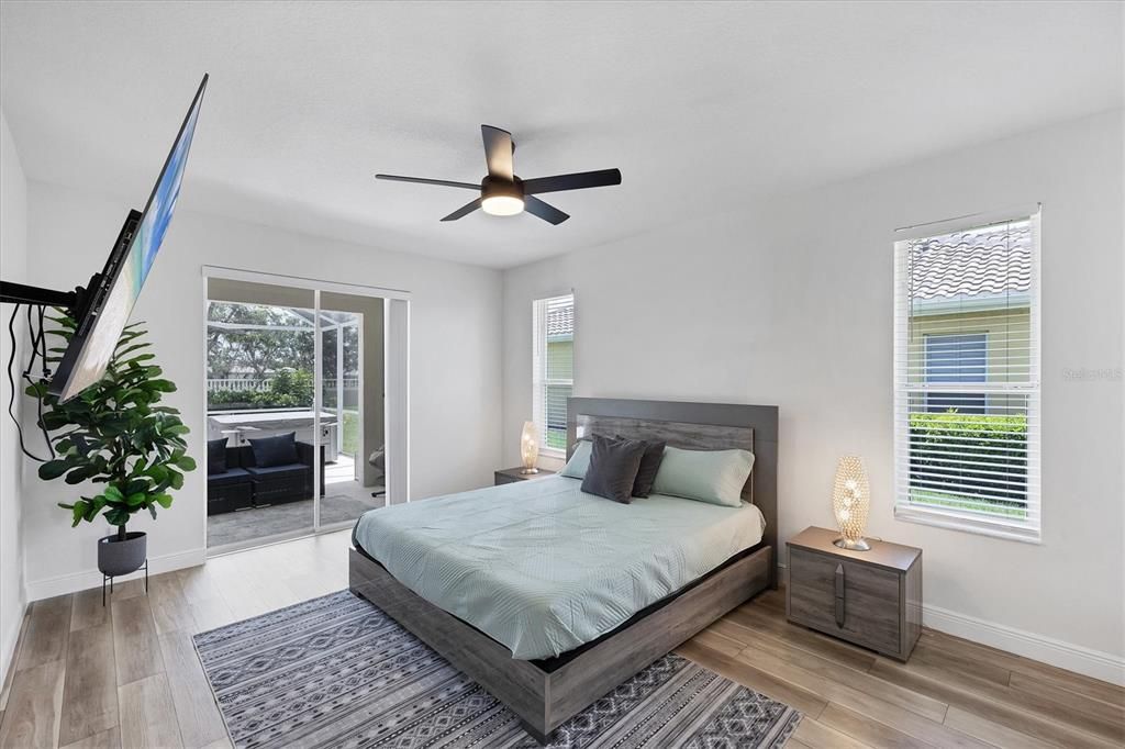 Под контрактом: $534,900 (4 спален, 2 ванн, 2245 Квадратных фут)