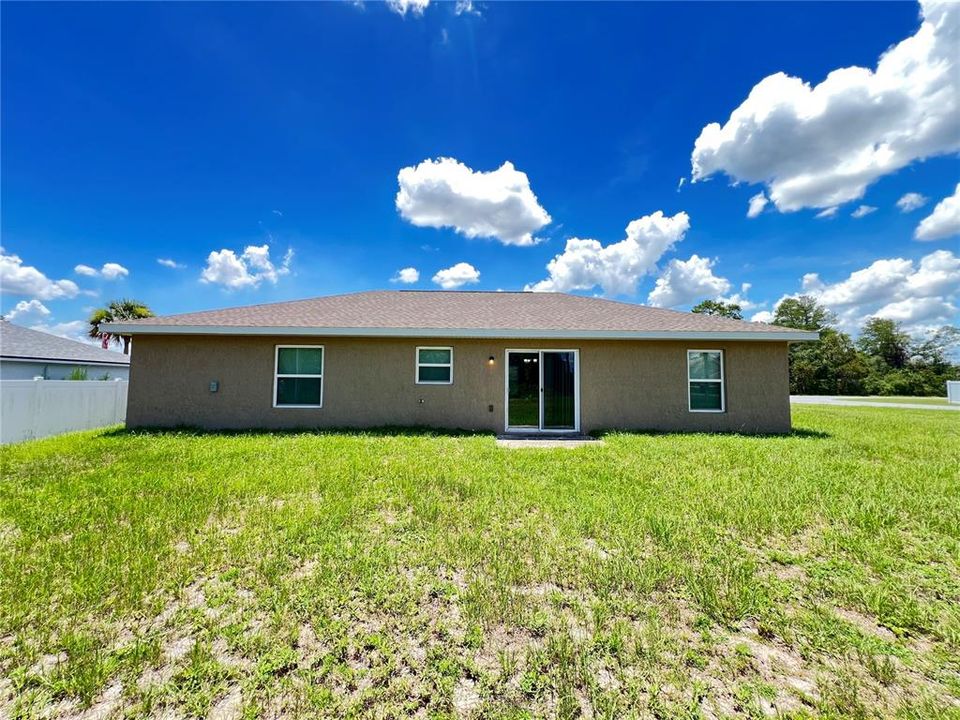 En Renta: $1,674 (3 camas, 2 baños, 1331 Pies cuadrados)