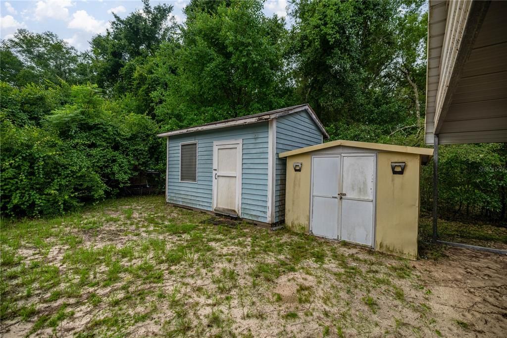 For Sale: $145,000 (3 beds, 2 baths, 1008 Square Feet)