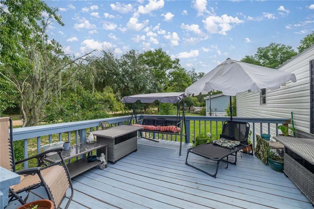 For Sale: $145,000 (3 beds, 2 baths, 1008 Square Feet)