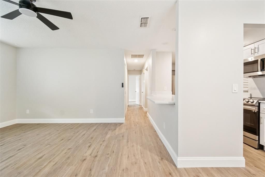 For Sale: $279,900 (3 beds, 2 baths, 1760 Square Feet)