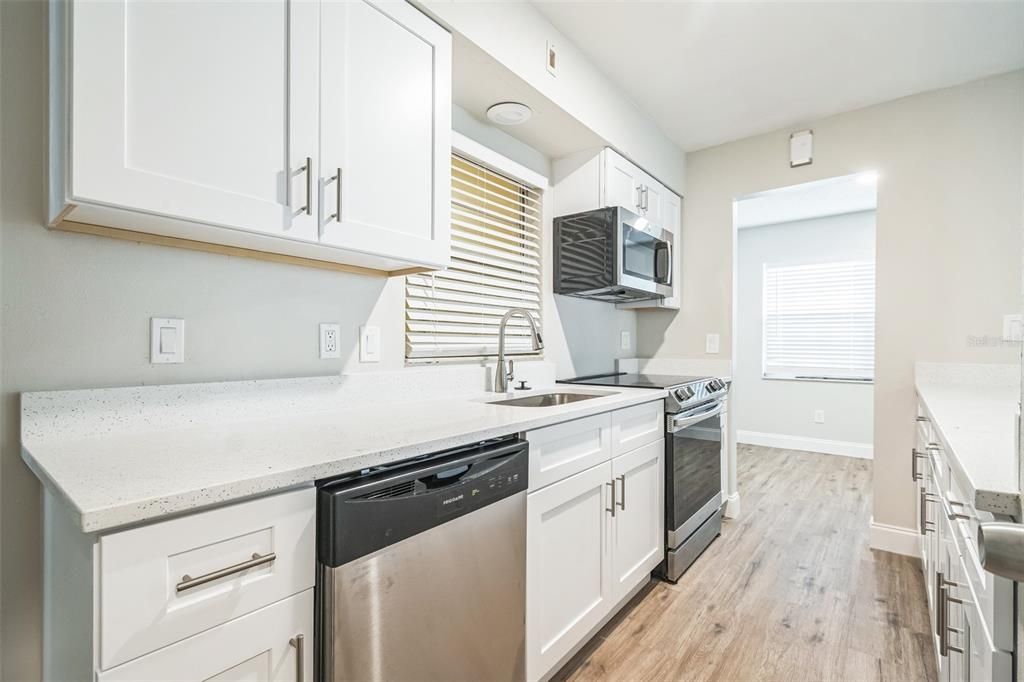For Sale: $279,900 (3 beds, 2 baths, 1760 Square Feet)