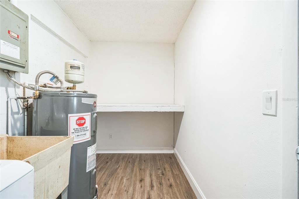 For Sale: $279,900 (3 beds, 2 baths, 1760 Square Feet)