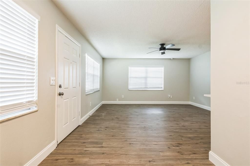 For Sale: $279,900 (3 beds, 2 baths, 1760 Square Feet)