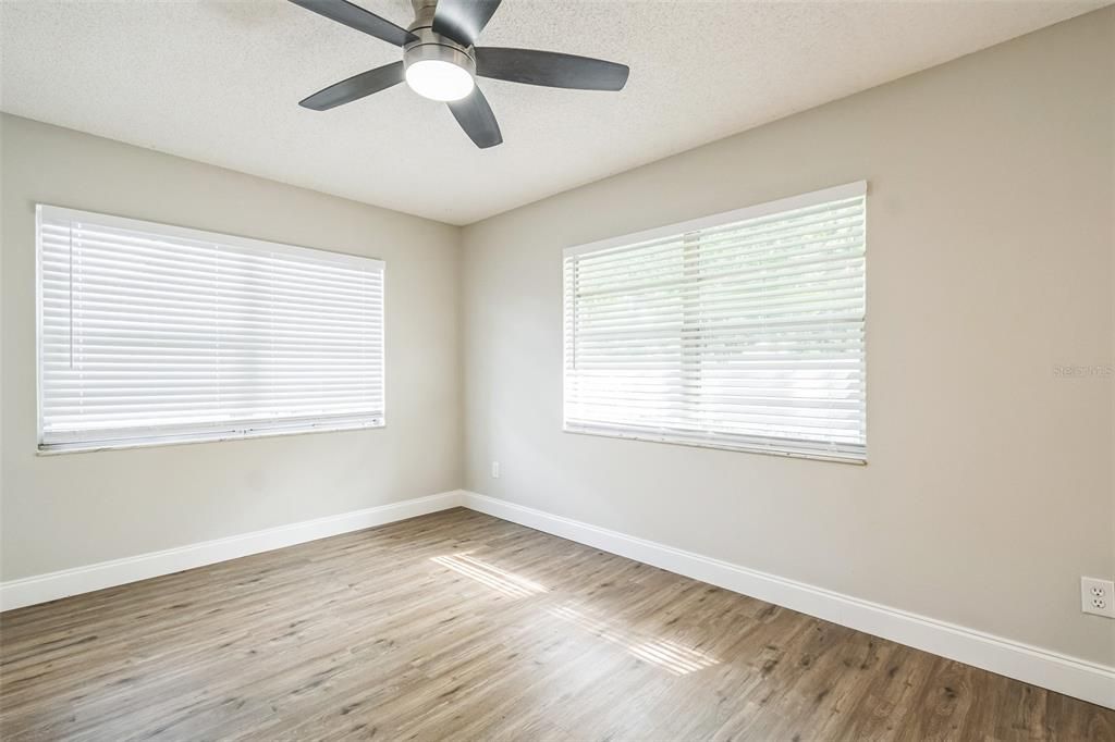 For Sale: $279,900 (3 beds, 2 baths, 1760 Square Feet)