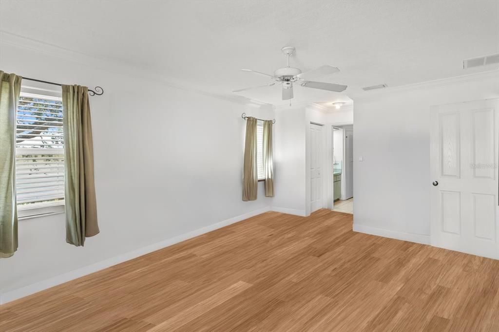 En Venta: $334,900 (3 camas, 2 baños, 1760 Pies cuadrados)