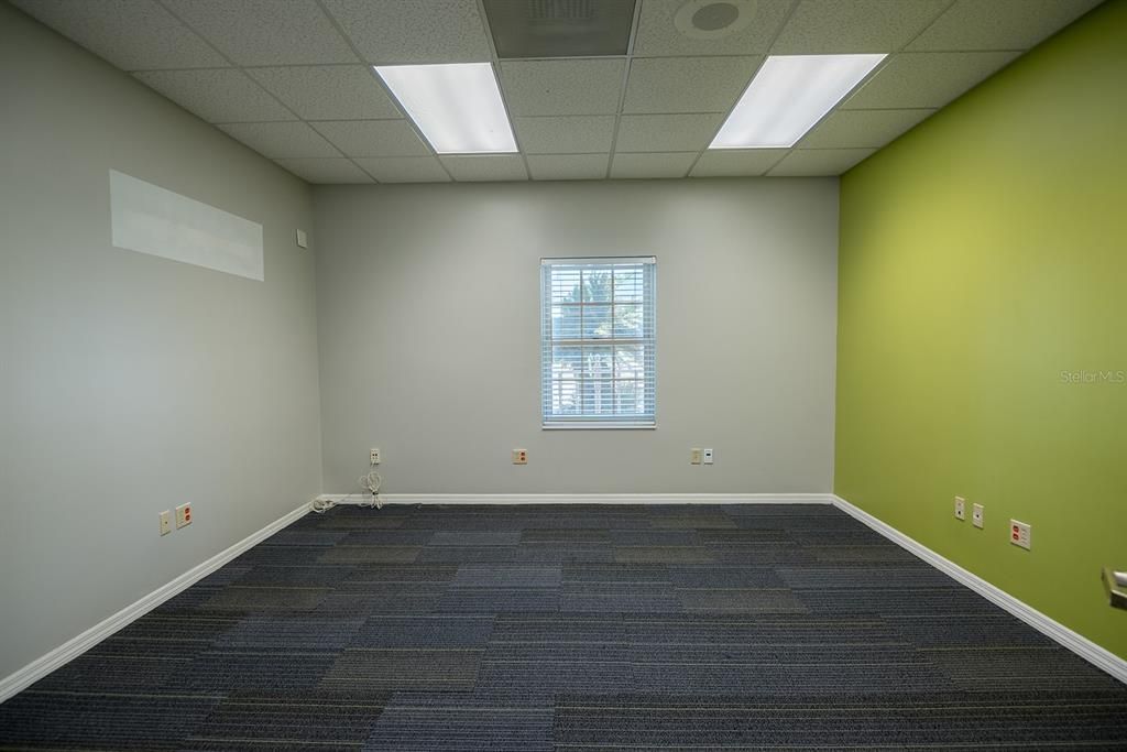 待售: $990,000 (0 贝兹, 0 浴室, 8757 平方英尺)