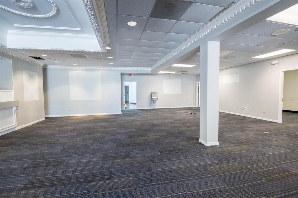 待售: $990,000 (0 贝兹, 0 浴室, 8757 平方英尺)