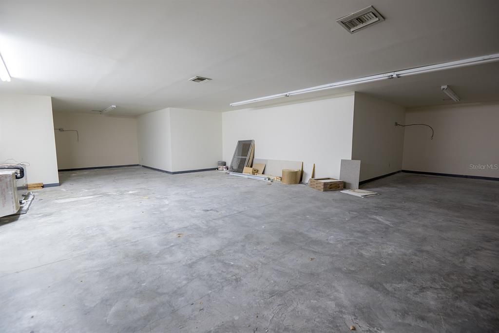 待售: $990,000 (0 贝兹, 0 浴室, 8757 平方英尺)