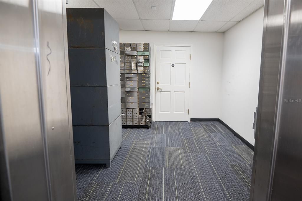 待售: $990,000 (0 贝兹, 0 浴室, 8757 平方英尺)