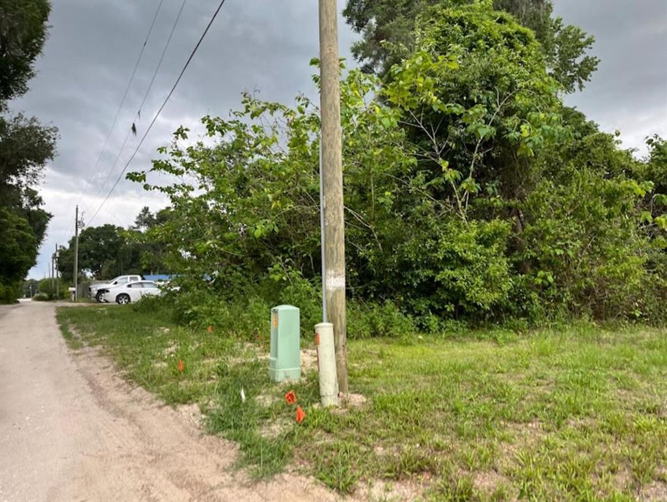 На продажу: $26,900 (0.23 acres)