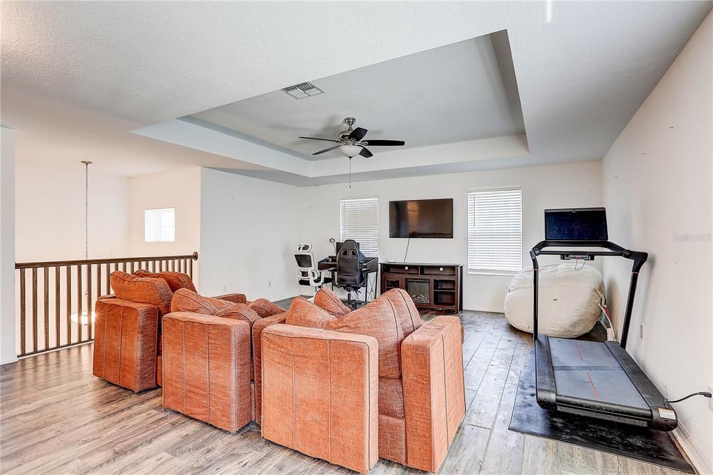 Active With Contract: $469,999 (5 beds, 3 baths, 3326 Square Feet)