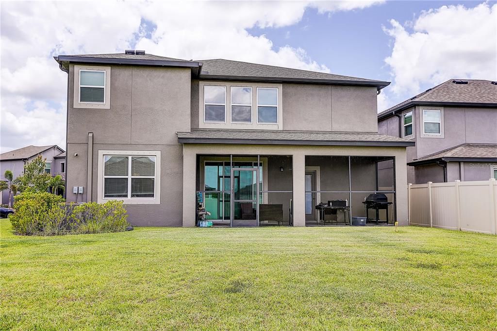 Active With Contract: $469,999 (5 beds, 3 baths, 3326 Square Feet)