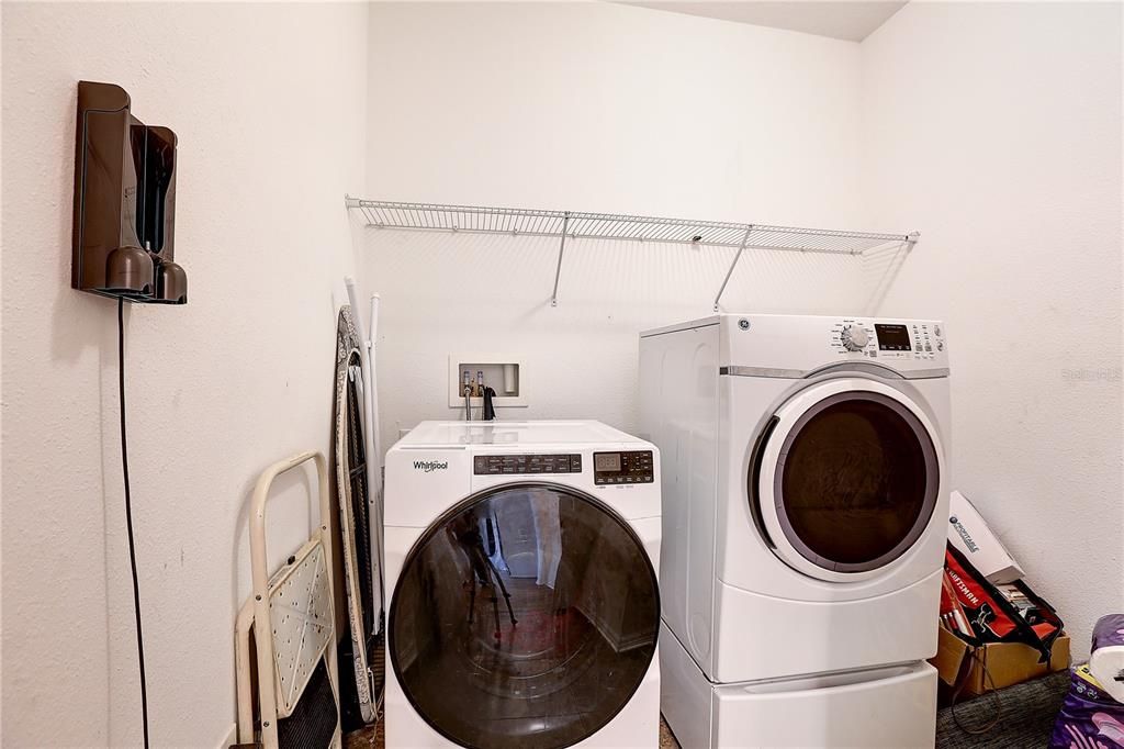 Active With Contract: $469,999 (5 beds, 3 baths, 3326 Square Feet)