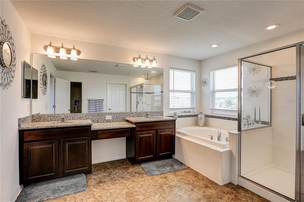 Active With Contract: $469,999 (5 beds, 3 baths, 3326 Square Feet)