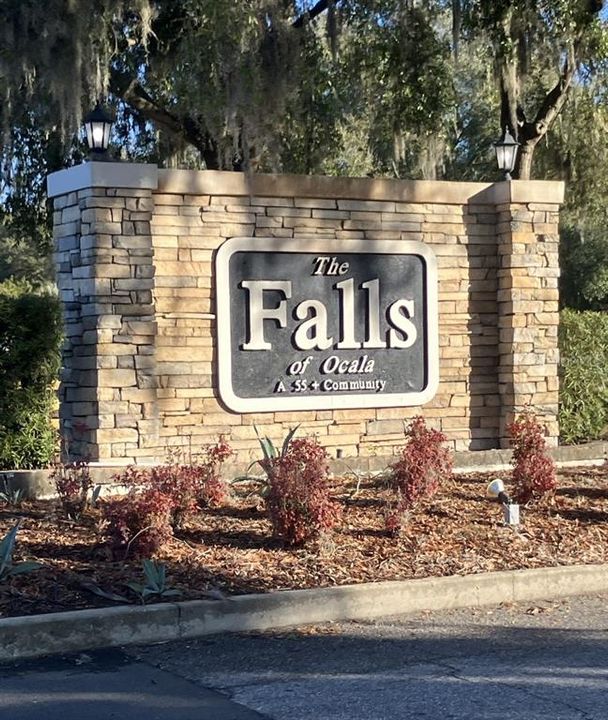 На продажу: $199,900 (3 спален, 2 ванн, 1769 Квадратных фут)