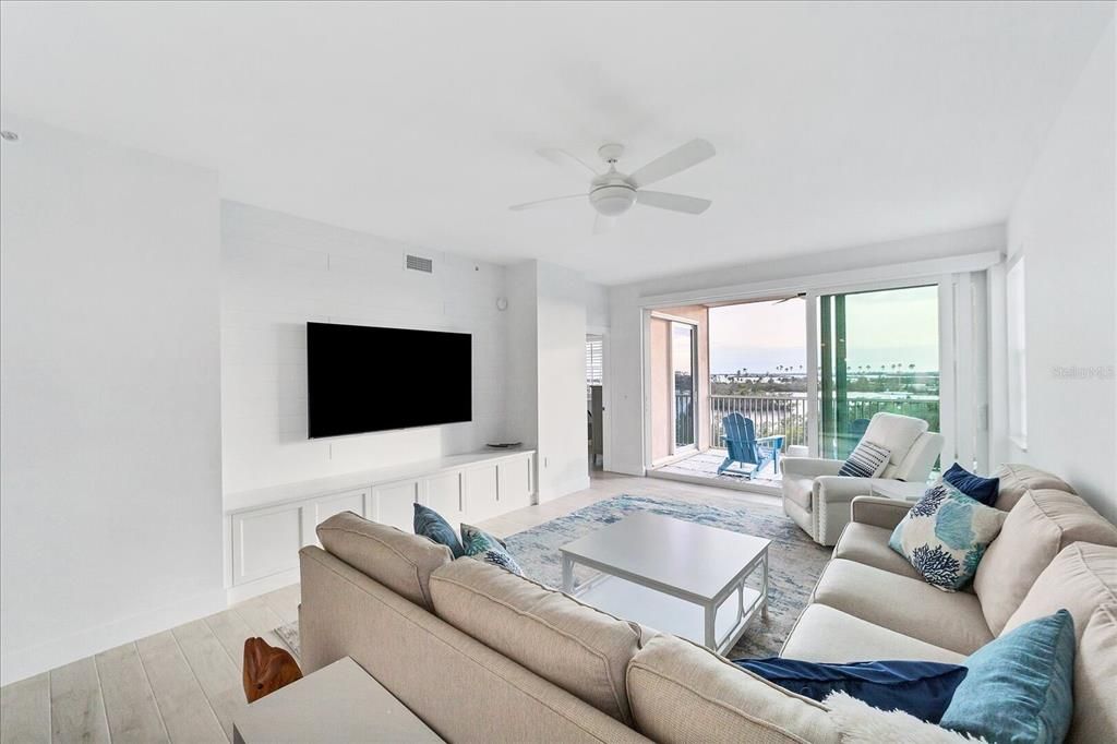 出租: $3,150 (3 贝兹, 2 浴室, 1855 平方英尺)