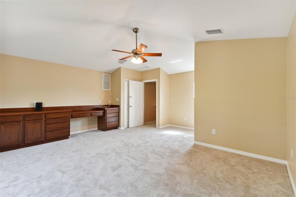 Active With Contract: $590,000 (4 beds, 3 baths, 3275 Square Feet)