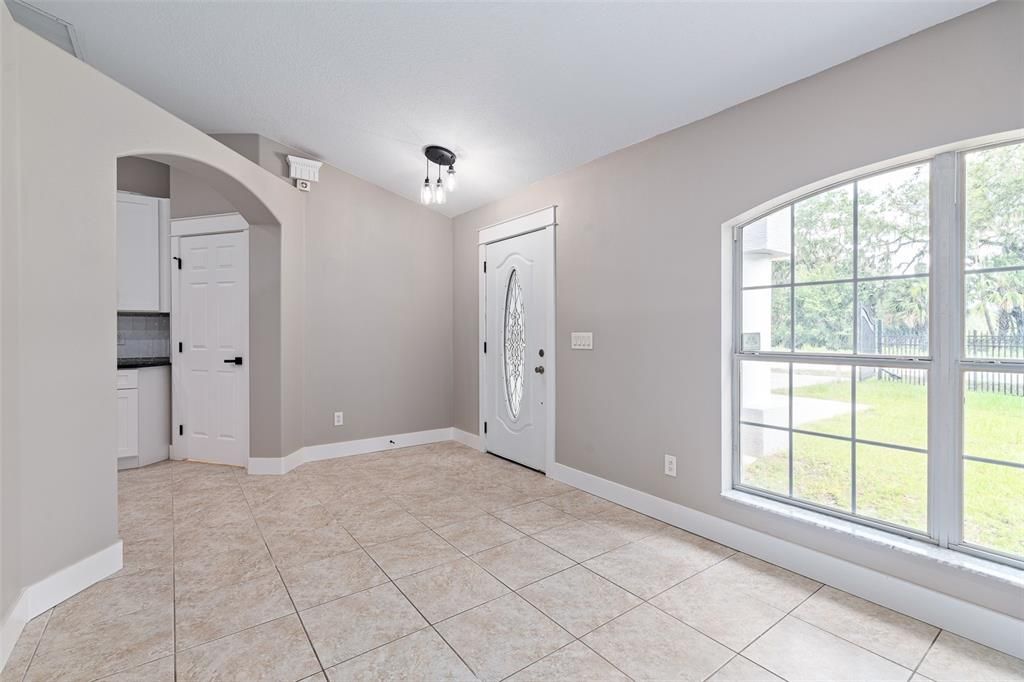 For Sale: $550,000 (5 beds, 3 baths, 3415 Square Feet)