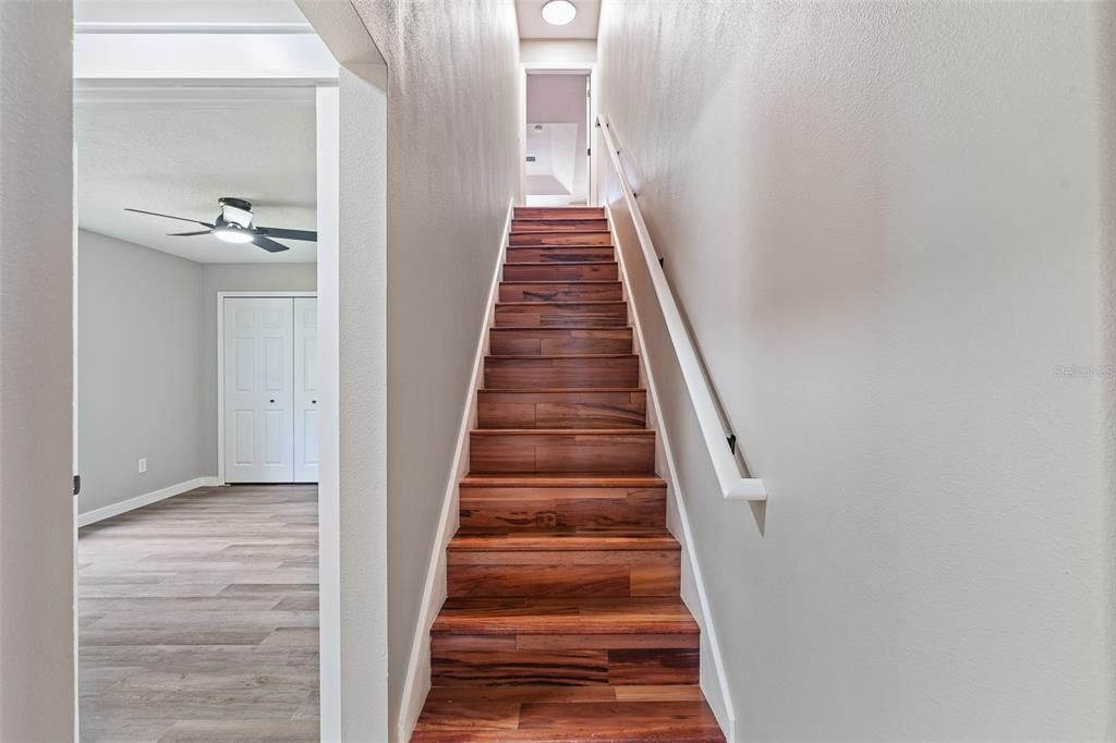 For Sale: $550,000 (5 beds, 3 baths, 3415 Square Feet)