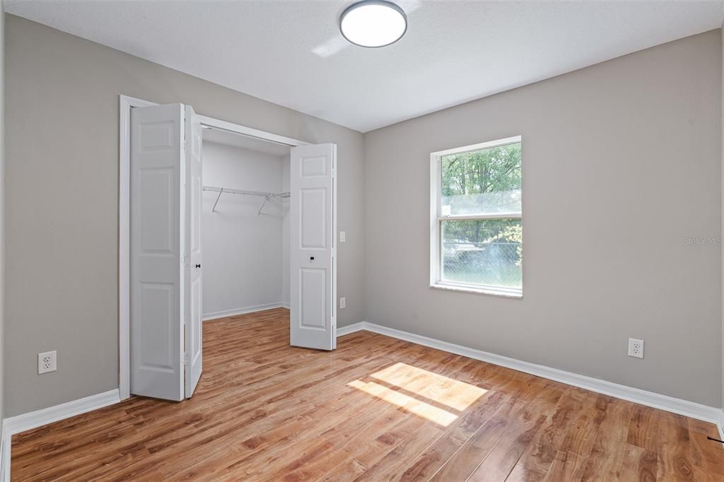 For Sale: $550,000 (5 beds, 3 baths, 3415 Square Feet)