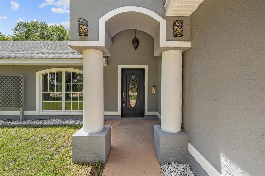 For Sale: $550,000 (5 beds, 3 baths, 3415 Square Feet)