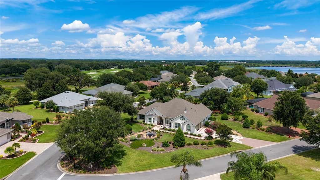 Recently Sold: $1,299,000 (3 beds, 2 baths, 3026 Square Feet)