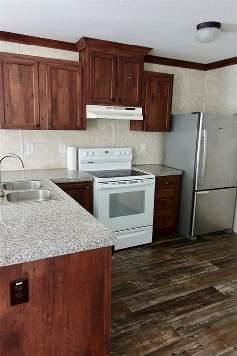 En Venta: $154,000 (2 camas, 2 baños, 728 Pies cuadrados)