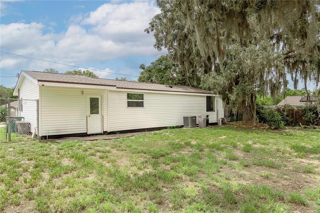 待售: $297,000 (3 贝兹, 2 浴室, 1187 平方英尺)