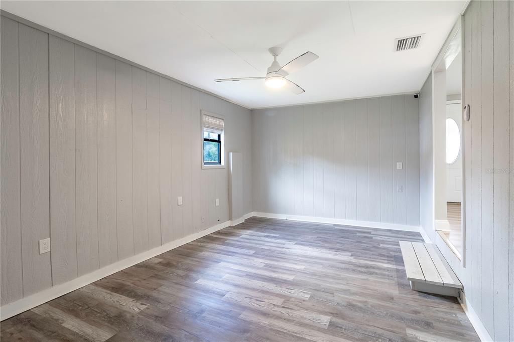 待售: $297,000 (3 贝兹, 2 浴室, 1187 平方英尺)