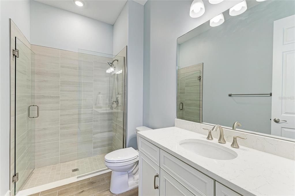 Active With Contract: $914,900 (3 beds, 3 baths, 2593 Square Feet)