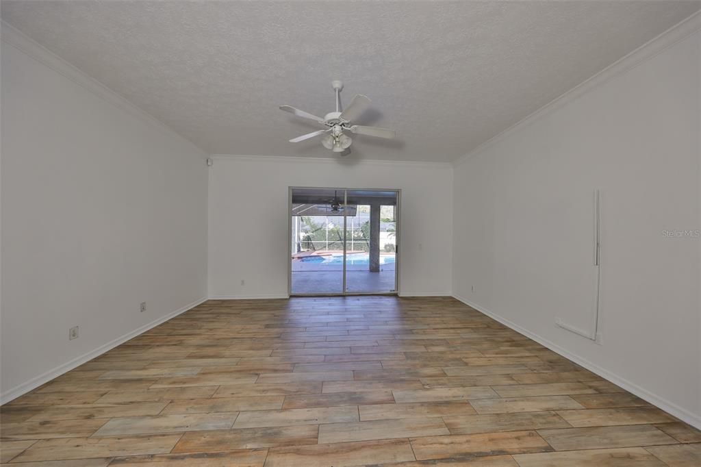 Active With Contract: $550,000 (4 beds, 3 baths, 3245 Square Feet)