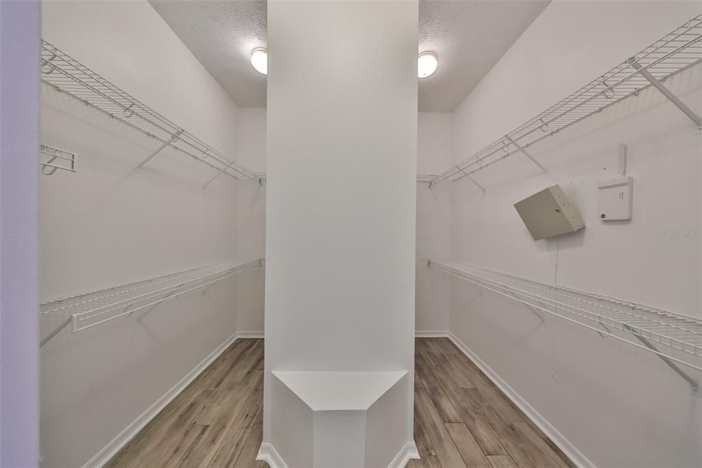 Active With Contract: $550,000 (4 beds, 3 baths, 3245 Square Feet)