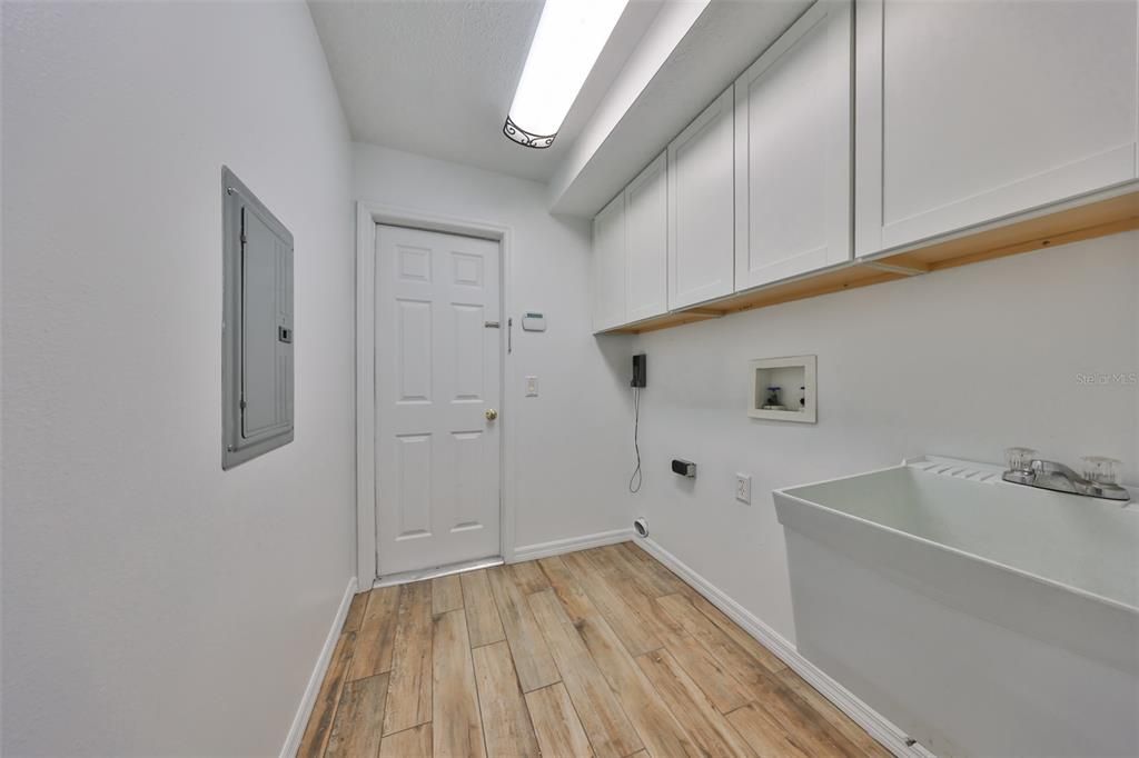 Active With Contract: $550,000 (4 beds, 3 baths, 3245 Square Feet)