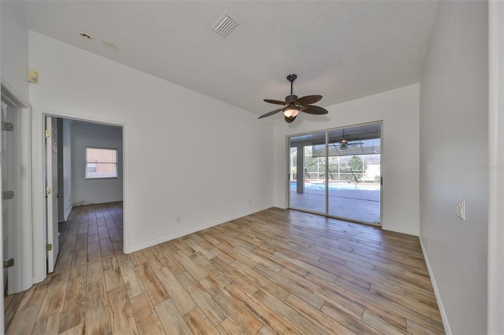 Active With Contract: $550,000 (4 beds, 3 baths, 3245 Square Feet)