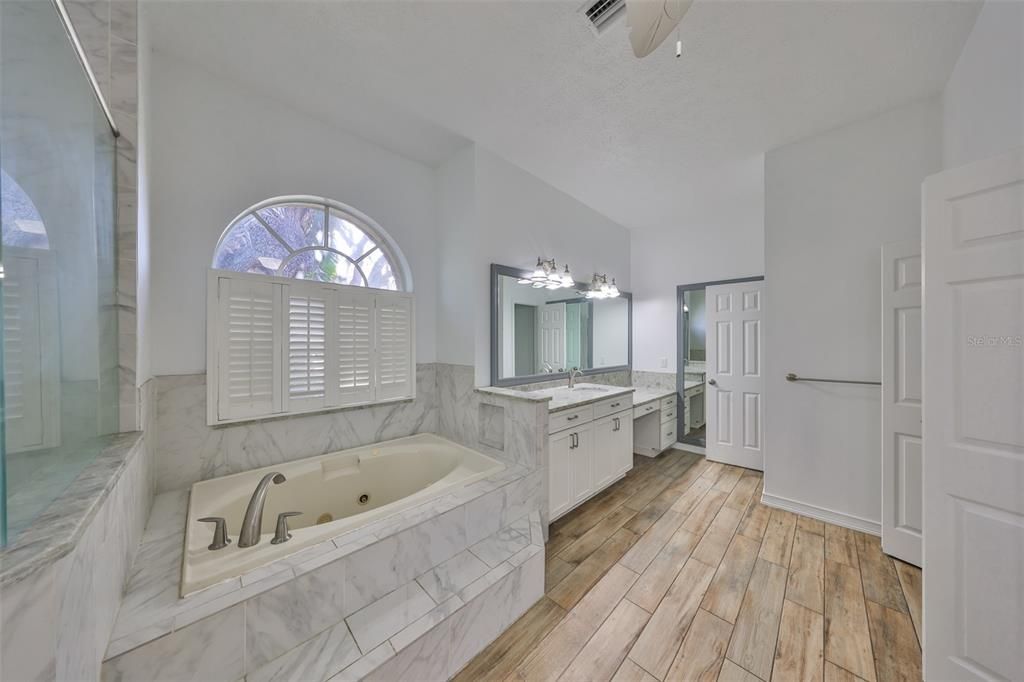 Active With Contract: $550,000 (4 beds, 3 baths, 3245 Square Feet)