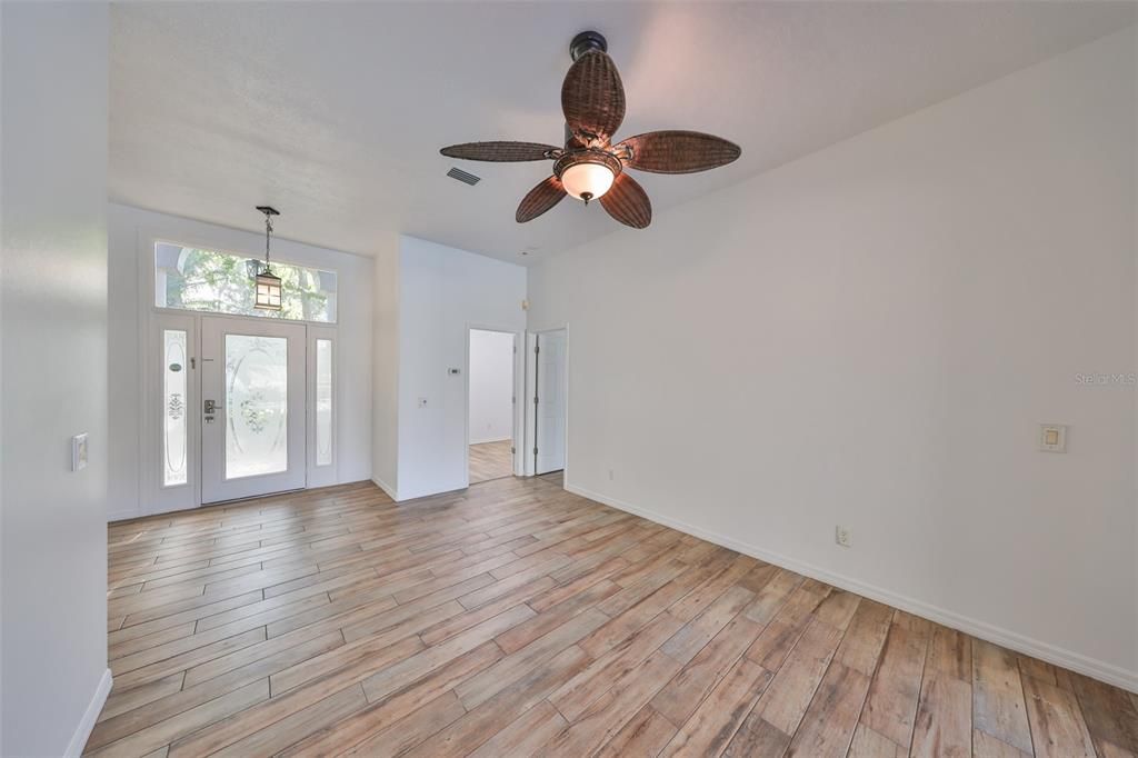 Active With Contract: $550,000 (4 beds, 3 baths, 3245 Square Feet)