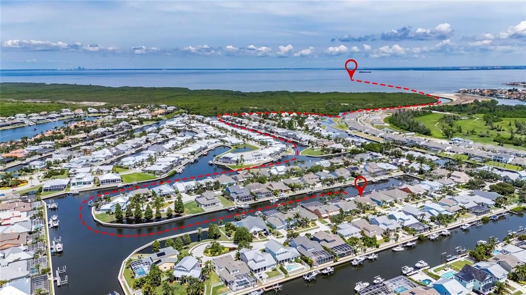 Activo con contrato: $879,900 (3 camas, 3 baños, 2815 Pies cuadrados)