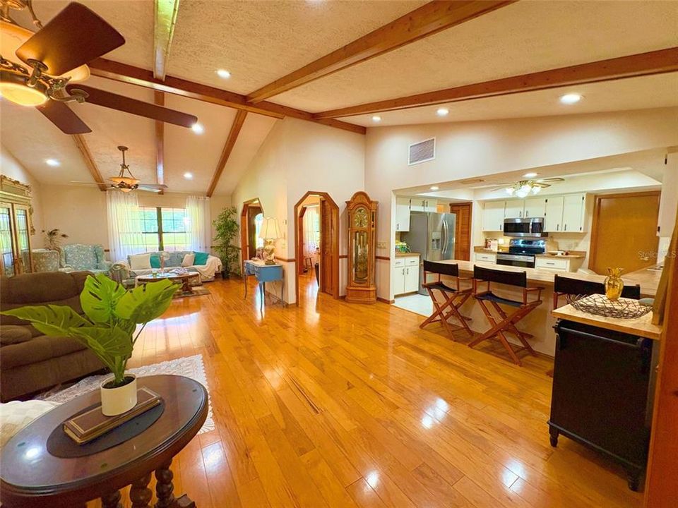 For Sale: $949,000 (5 beds, 3 baths, 3656 Square Feet)